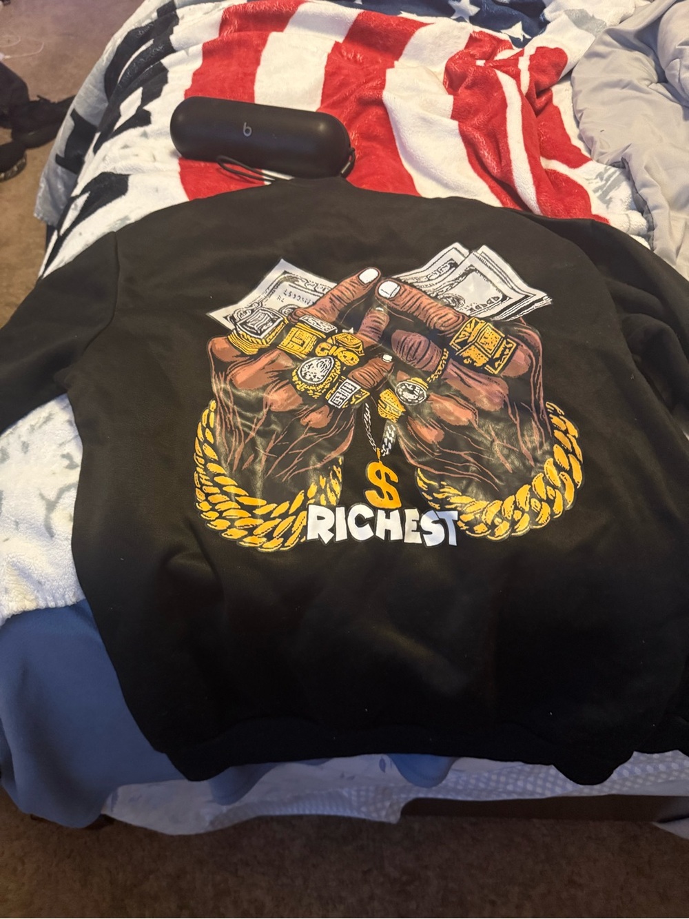 Black 'Richest' Graphic Hoodie with Money & Gold Chain Design